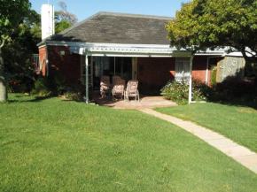  Waterford Guest House  Кейптаун